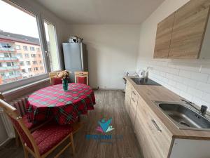 Prodej bytu 3+1, Krupka, Karla Čapka, 82 m2