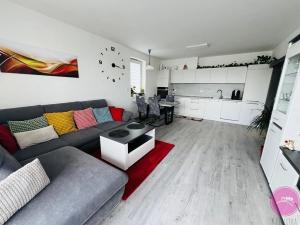 Pronájem bytu 2+kk, Olomouc, Železniční, 67 m2