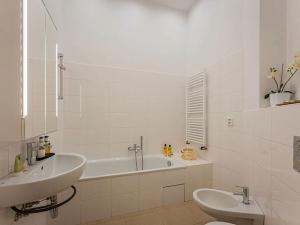 Pronájem bytu 2+1, Praha - Vinohrady, Italská, 110 m2