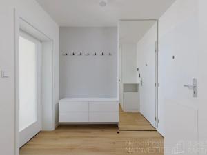 Pronájem bytu 2+kk, Praha - Břevnov, Bělohorská, 50 m2