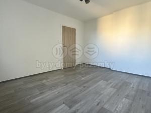 Pronájem bytu 1+1, Lom - Loučná, Novostavby, 30 m2