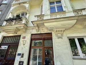 Pronájem obchodního prostoru, Praha - Bubeneč, Bubenečská, 22 m2