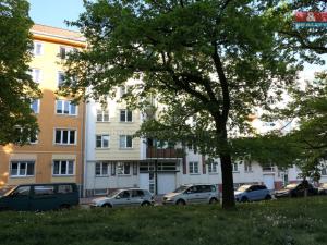 Pronájem bytu 1+kk, Praha - Libeň, Kašparovo náměstí, 28 m2