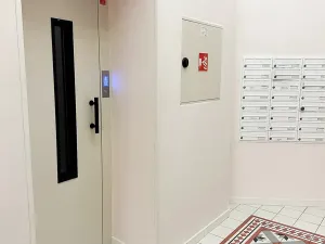Pronájem bytu 1+kk, Praha - Vinohrady, Rubešova, 30 m2