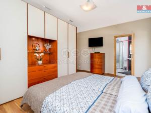Prodej rodinného domu, Praha - Pitkovice, Kozáková, 326 m2