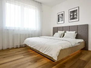 Prodej bytu 2+kk, Praha - Horní Měcholupy, Milánská, 59 m2
