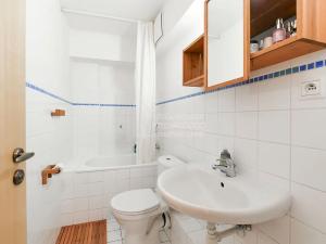 Pronájem atypického bytu, Praha - Libeň, Novákových, 44 m2