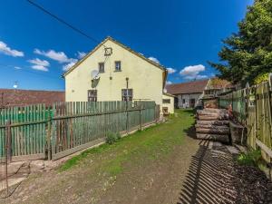 Prodej rodinného domu, Hluboš, 90 m2