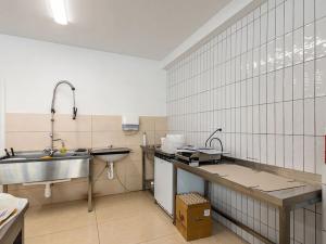 Pronájem obchodního prostoru, Praha - Vršovice, Rostovská, 109 m2
