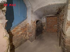 Prodej ubytování, Staré Město, nám. Osvobození, 444 m2