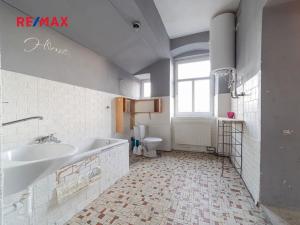 Prodej ubytování, Staré Město, nám. Osvobození, 444 m2