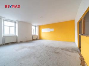 Prodej ubytování, Staré Město, nám. Osvobození, 444 m2