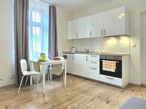 Pronájem bytu 1+kk, Praha - Krč, Budějovická, 21 m2