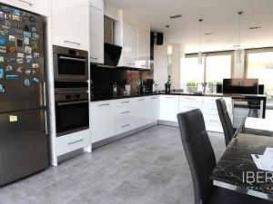 Prodej rodinného domu, Algeciras, Španělsko, Calle Cabo Cervera, 162 m2