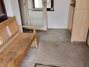 Prodej podílu rodinného domu, Písty, 220 m2