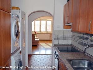 Prodej bytu 3+1, Otrokovice, Školní, 79 m2
