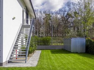 Prodej vícegeneračního domu, Milovice, Lesní, 423 m2