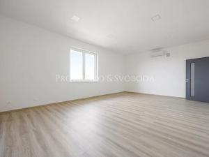 Prodej vícegeneračního domu, Milovice, Lesní, 423 m2