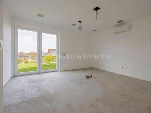 Prodej vícegeneračního domu, Milovice, Lesní, 423 m2