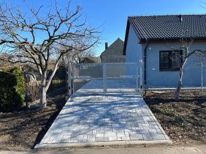 Prodej rodinného domu, Ptení, 92 m2