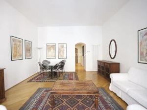 Pronájem bytu 3+kk, Praha - Nové Město, Odborů, 80 m2