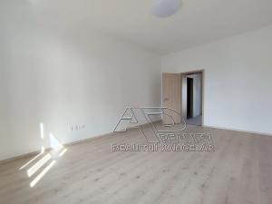 Pronájem bytu 1+1, České Budějovice, Fráni Šrámka, 40 m2