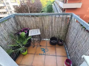 Prodej bytu 2+kk, Praha - Vysočany, Pešlova, 49 m2