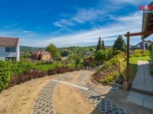 Pronájem rodinného domu, Liberec - Liberec XXX-Vratislavice nad Nisou, Leknínová, 150 m2