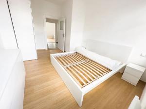 Pronájem bytu 2+kk, Praha - Strašnice, Na Třebešíně, 60 m2