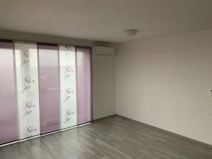 Pronájem bytu 2+kk, Praha - Hostivař, Kytínská, 62 m2