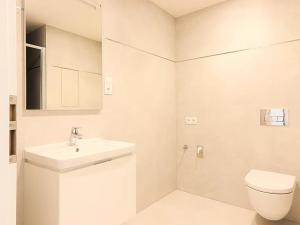 Pronájem bytu 1+kk, Praha - Hloubětín, Poděbradská, 37 m2