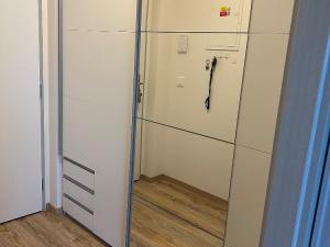 Pronájem bytu 1+kk, Praha - Kbely, Sedlářova, 33 m2