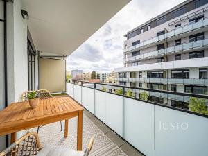 Prodej bytu 2+kk, České Budějovice, O. Nedbala, 59 m2