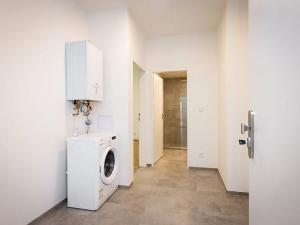 Pronájem bytu 1+kk, Praha - Libeň, Zenklova, 36 m2
