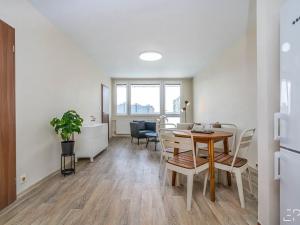 Pronájem bytu 2+kk, Praha - Bohnice, Poznaňská, 47 m2
