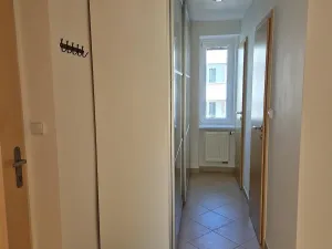 Pronájem bytu 2+1, Praha - Košíře, Karenova, 58 m2