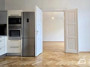 Pronájem bytu 4+kk, Praha - Nové Město, Podskalská, 100 m2