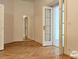 Pronájem bytu 4+kk, Praha - Nové Město, Podskalská, 100 m2