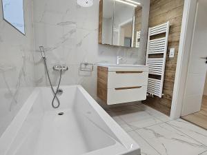 Pronájem bytu 4+1, Václavovice, Milíře, 102 m2