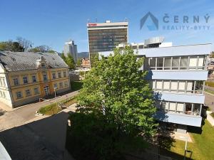 Pronájem bytu 2+1, Liberec, U Sirotčince, 58 m2