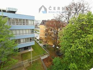 Pronájem bytu 2+1, Liberec, U Sirotčince, 58 m2