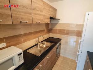 Prodej bytu 2+kk, Praha - Libuš, K lukám, 42 m2