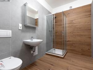 Pronájem bytu 2+kk, Ostrava, Křišťanova, 94 m2