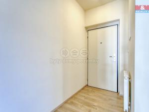 Prodej bytu 3+kk, Plzeň - Doubravka, V Zahrádkách, 58 m2