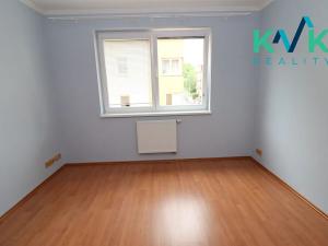 Pronájem bytu 4+1, Karlovy Vary, Zbrojnická, 108 m2