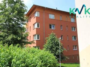 Pronájem bytu 4+1, Karlovy Vary, Zbrojnická, 108 m2