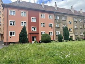 Pronájem bytu 2+1, Karlovy Vary, Poštovní, 63 m2