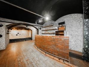 Pronájem obchodního prostoru, Praha - Bubeneč, Kamenická, 92 m2