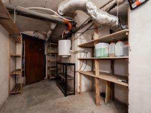 Pronájem obchodního prostoru, Praha - Bubeneč, Kamenická, 92 m2