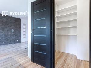 Prodej bytu 3+1, Teplice, Antonína Sochora, 71 m2